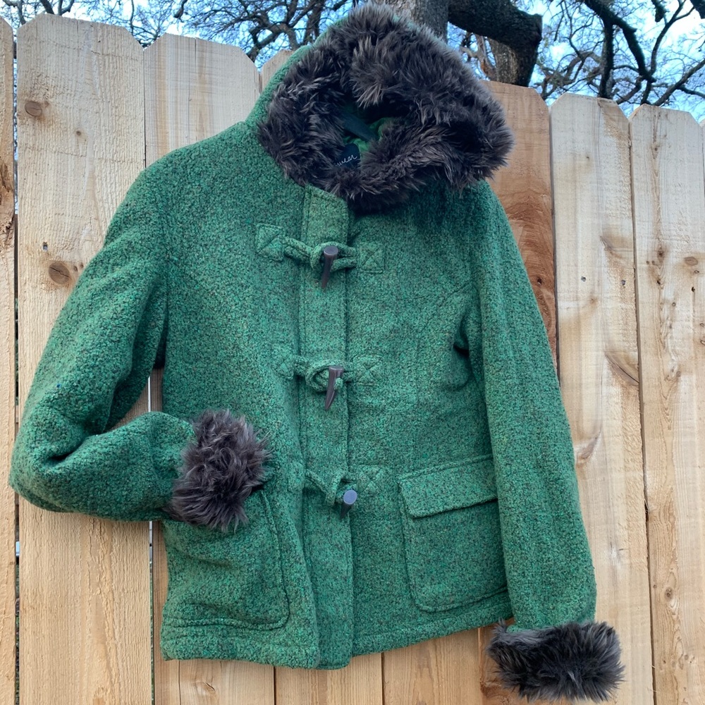 Medium BKE Green Winter Coat